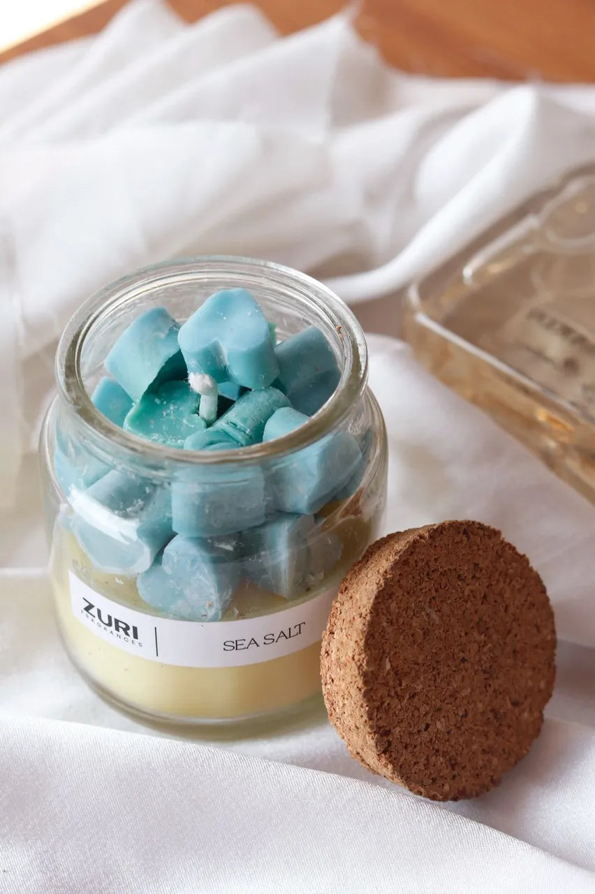 ZURI Little Heart Mini Candles – Scented Soy Wax in Colorful Jars